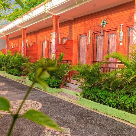 Auora Guest House Lembongan Zewnętrze zdjęcie