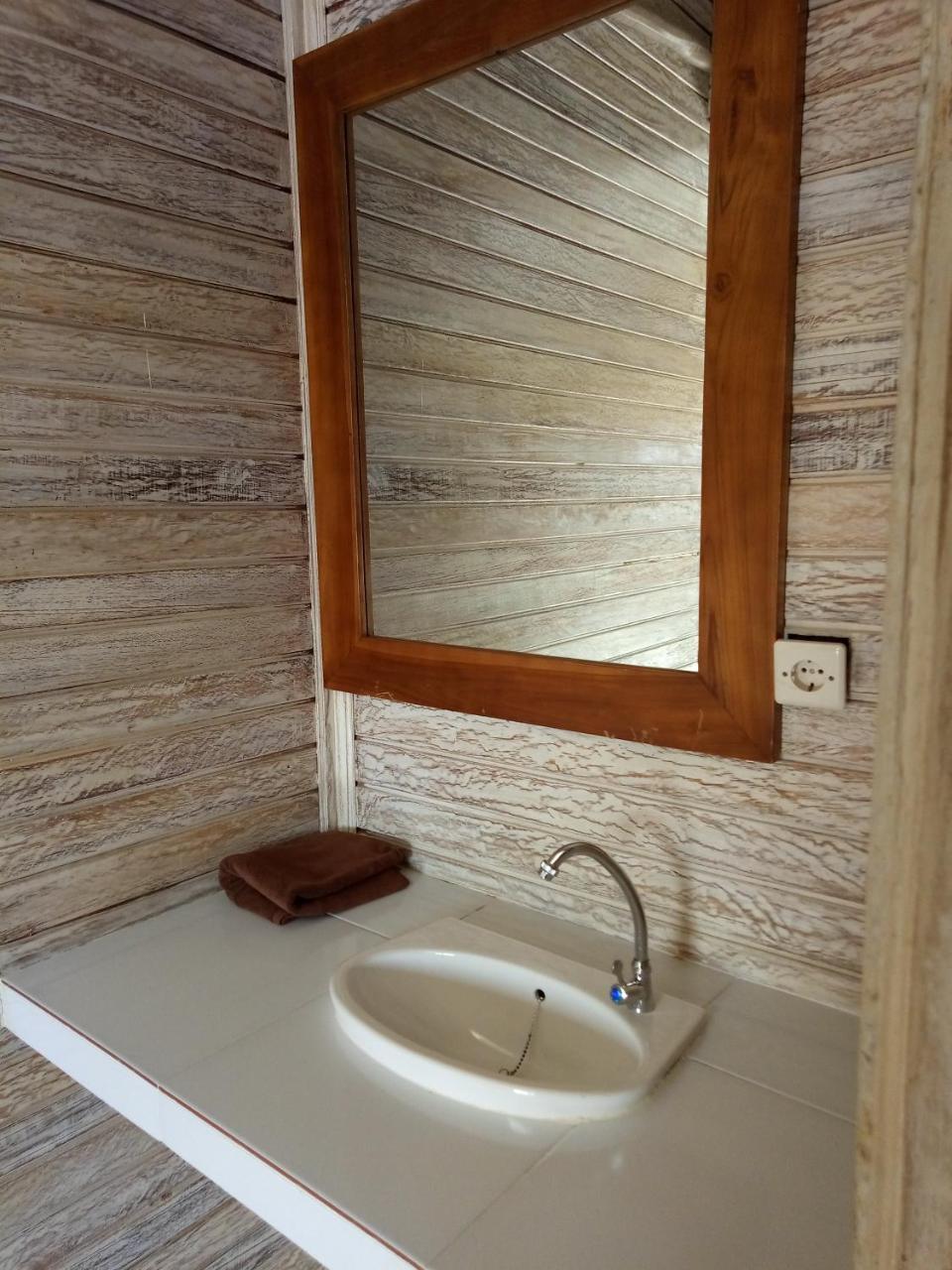 Auora Guest House Lembongan Zewnętrze zdjęcie